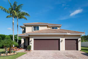 339 NE Abaca Way, Jensen Beach, FL 34957 Sold 05/08/25