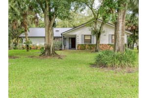 4210 12th Street SW, Vero Beach, FL 32968 Sold 11/21/24