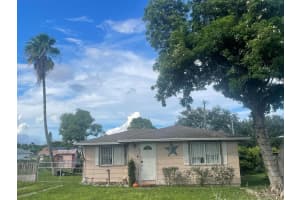 1904 Rosarita Avenue, Fort Pierce, FL 34946 Sold 11/04/24