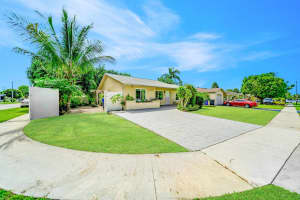 8100 SW 9th Court, North Lauderdale, FL 33068 Sold 12/03/24