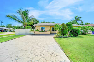 8100 SW 9th Court, North Lauderdale, FL 33068 Sold 12/03/24