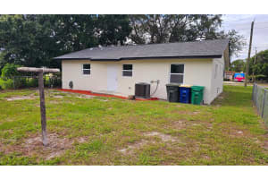 2514 Avenue Q, Fort Pierce, FL 34947 Sold 03/05/25
