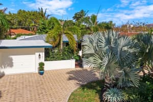 2751 NE 7th Street, Pompano Beach, FL 33062 Sold 11/25/24