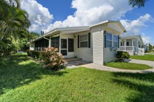 8188 SE Swan Avenue, Hobe Sound, FL 33455 Sold 01/03/25