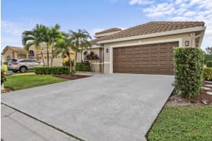 7564 Stirling Bridge Boulevard N, Delray Beach, FL 33446 Sold 11/18/24