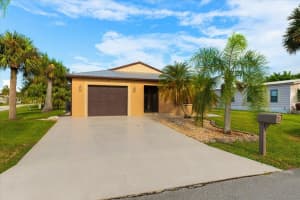 1 Ecuador Way, Fort Pierce, FL 34951 Sold 04/10/25
