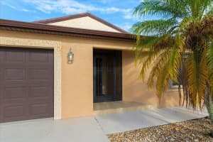 1 Ecuador Way, Fort Pierce, FL 34951 Sold 04/10/25