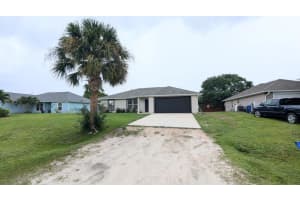 7965 100th Avenue, Vero Beach, FL 32967 Sold 03/17/25