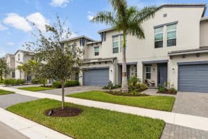 16359 Oakview Drive, Westlake, FL 33470 Sold 01/31/25