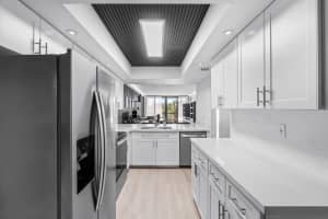 18 Royal Palm Way 304, Boca Raton, FL 33432 Sold 02/10/25