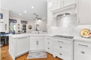 110 Wicklow Lane, Jupiter, FL 33458 Sold 12/06/24