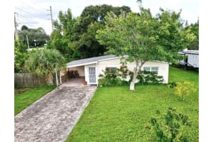 2624 2nd Street SW, Vero Beach, FL 32962 Sold 10/28/24