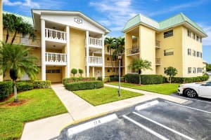 11 Colonial Club Drive 105, Boynton Beach, FL 33435 Sold 05/15/25