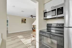 214 NW 7th Avenue, Delray Beach, FL 33444 - MLS#R11027136