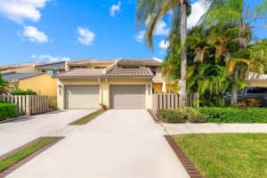 1933 Canterbury Circle, Wellington, FL 33414 Sold 04/18/25