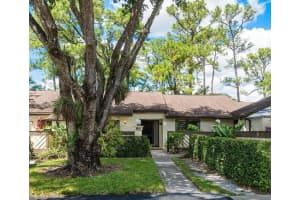 86 Wood Rose Court, Royal Palm Beach, FL 33411 Sold 03/25/25