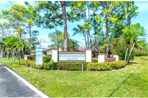 86 Wood Rose Court, Royal Palm Beach, FL 33411 Sold 03/25/25