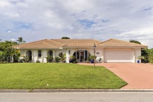 524 Muirfield Drive, Atlantis, FL 33462 Sold 12/20/24