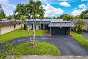2121 N 56th Avenue, Hollywood, FL 33021 Sold 12/31/24