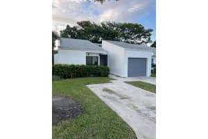 270 Sunshine Boulevard, Royal Palm Beach, FL 33411 Sold 11/21/24