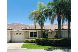 147 N Lakeshore Drive, Hypoluxo, FL 33462 Sold 12/02/24