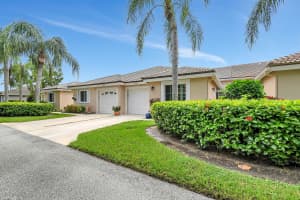 147 N Lakeshore Drive, Hypoluxo, FL 33462 Sold 12/02/24
