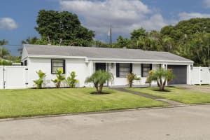 1507 N M Street, Lake Worth Beach, FL 33460 Sold 12/10/24