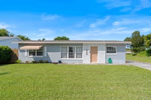 719 SE 3rd Street, Boynton Beach, FL 33435 Sold 11/27/24