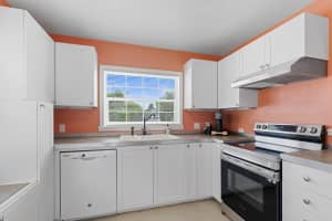 719 SE 3rd Street, Boynton Beach, FL 33435 Sold 11/27/24