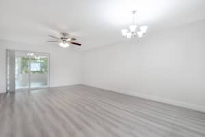 886 Worcester Lane, Lake Worth, FL 33467 Sold 04/17/25
