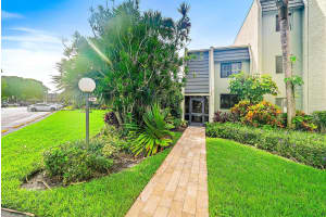 4128 Tivoli Court, Lake Worth, FL 33467 Sold 05/06/25