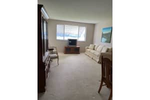 2616 N Garden Drive 107, Lake Worth, FL 33461 Sold 02/03/25