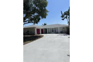 918 Streamlet Avenue, Sebastian, FL 32958 Sold 11/22/24