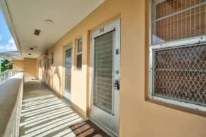 2111 NE 1st 203 Court 203, Boynton Beach, FL 33435 - MLS#R11027507