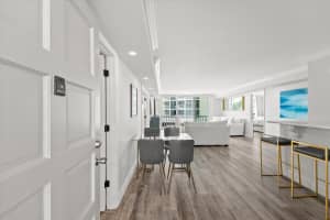 MLS# R11027516, Palm Beach, Florida 33480