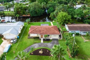 16 Velaire Drive, Boynton Beach, FL 33426 Sold 11/15/24
