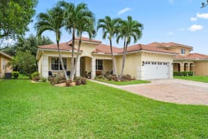 6818 Osage Circle, Greenacres, FL 33413 Sold 11/14/24