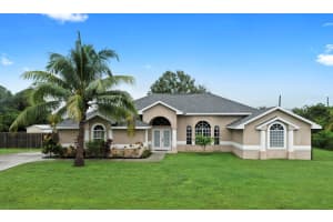 101 SW Hawthorne Circle, Port Saint Lucie, FL 34953 Sold 11/12/24