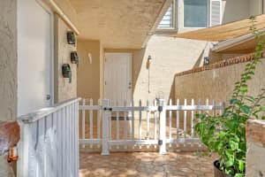 504 Maplewood Drive, Greenacres, FL 33415 Sold 11/22/24