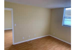 500 Executive Center Drive 4g, West Palm Beach, FL 33401 - MLS#R11027632