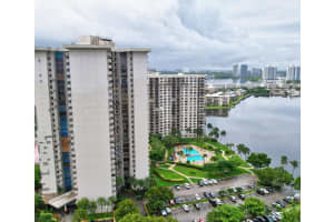 18181 Ne 31 Court 1408, Aventura