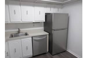 4314 NW 9th Avenue 5-2b, Deerfield Beach, FL 33064 Sold 04/02/25