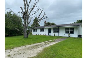 214 NW 12th Street, Okeechobee, FL 34972 Sold 11/19/24