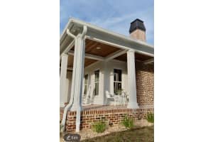 19019 High Springs Main Street, High Springs, FL 32643 Sold 01/02/25