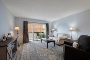 715 Lori Drive 212, Palm Springs, FL 33461 Sold 10/31/24