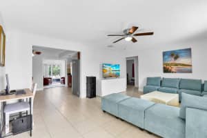 223 SW 11th Avenue, Boynton Beach, FL 33435 Sold 12/03/24