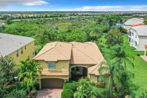 11465 SW Fieldstone Way, Port Saint Lucie, FL 34987 Sold 11/15/24