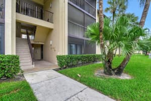 617 Sea Pine Way D1, Greenacres, FL 33415 Sold 11/15/24