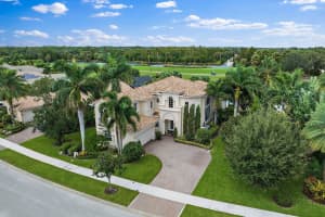 129 Rosalia Court, Jupiter, FL 33478 Sold 01/03/25