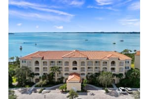 27 Harbour Isle Drive W 202, Hutchinson Island, FL 34949 Sold 01/24/25